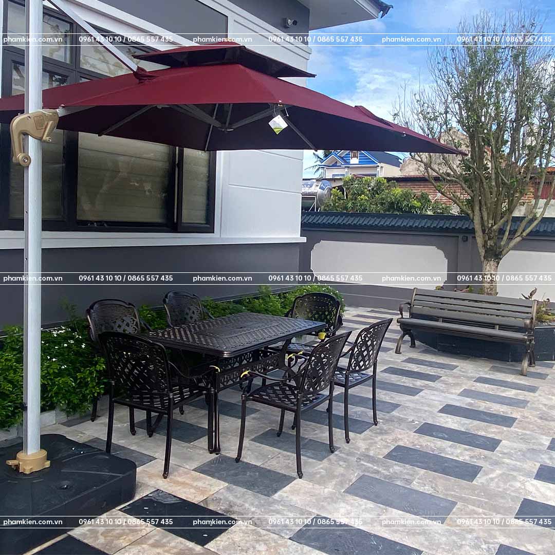 Bàn ghế sân vườn ngoài trời