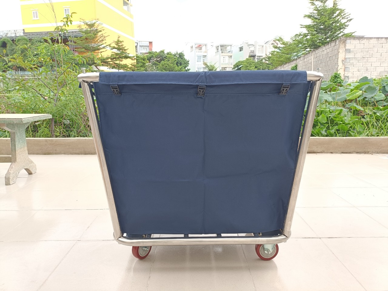 xe dọn đồ vải